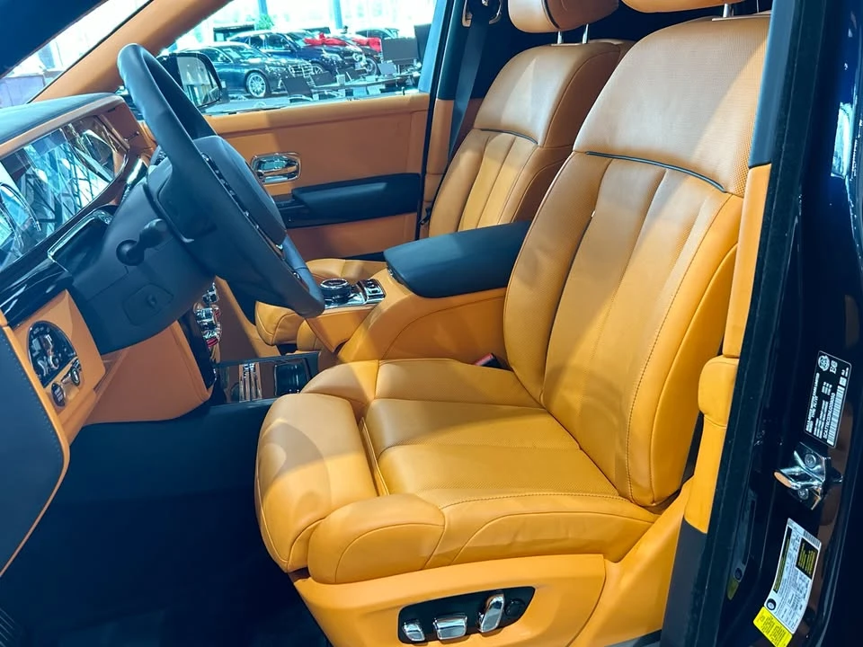 2022 Rolls-Royce Phantom VIII - Image 15 of 16