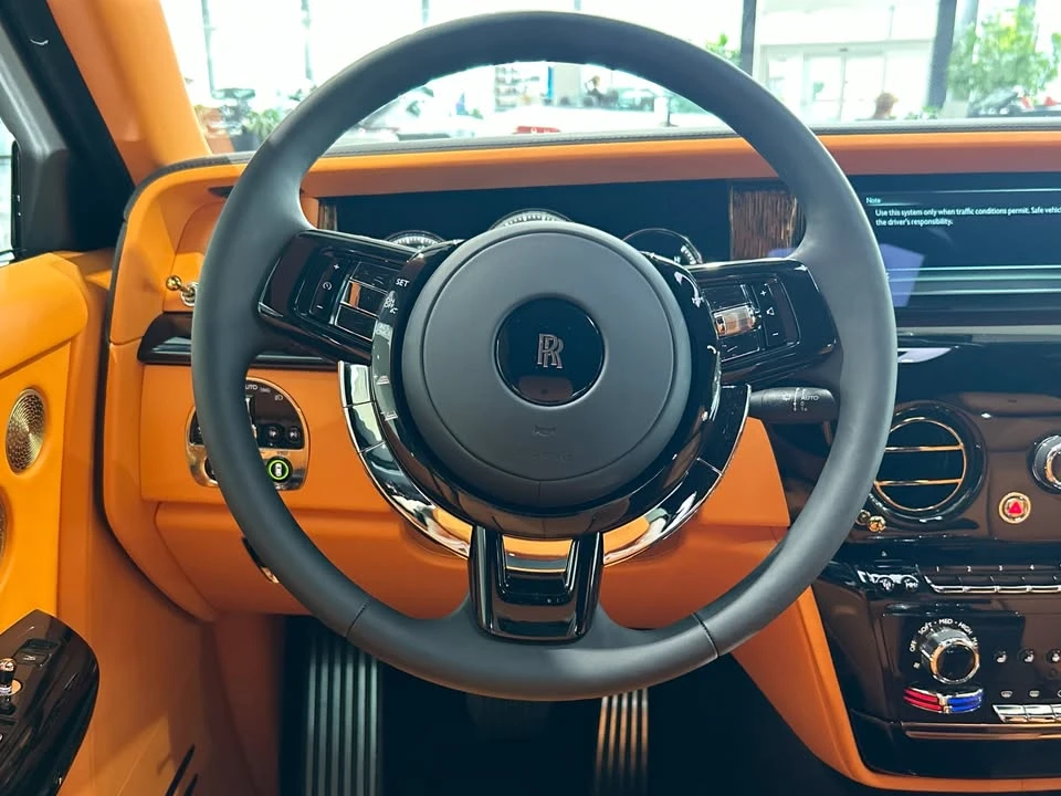 2022 Rolls-Royce Phantom VIII - Image 13 of 16