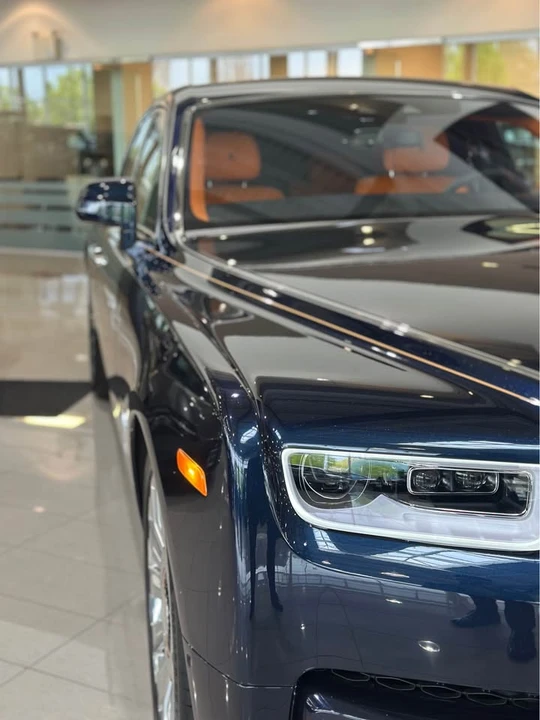 2022 Rolls-Royce Phantom VIII - Image 6 of 15