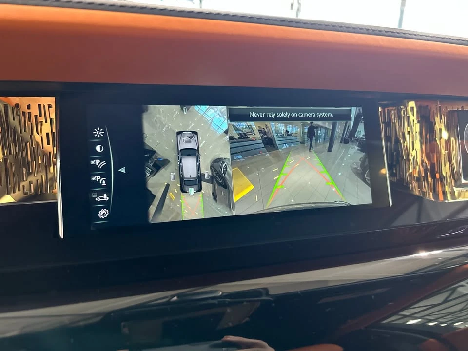 2022 Rolls-Royce Phantom VIII - Image 12 of 16