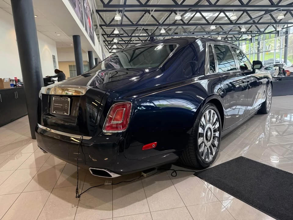 2022 Rolls-Royce Phantom VIII - Image 5 of 14