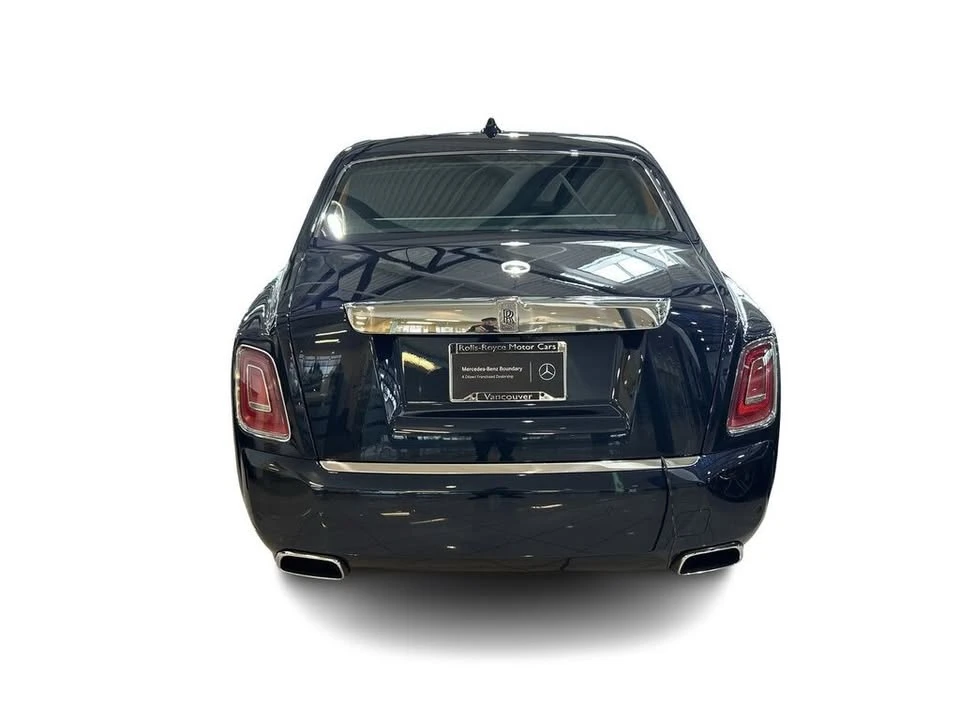 2022 Rolls-Royce Phantom VIII - Image 12 of 19