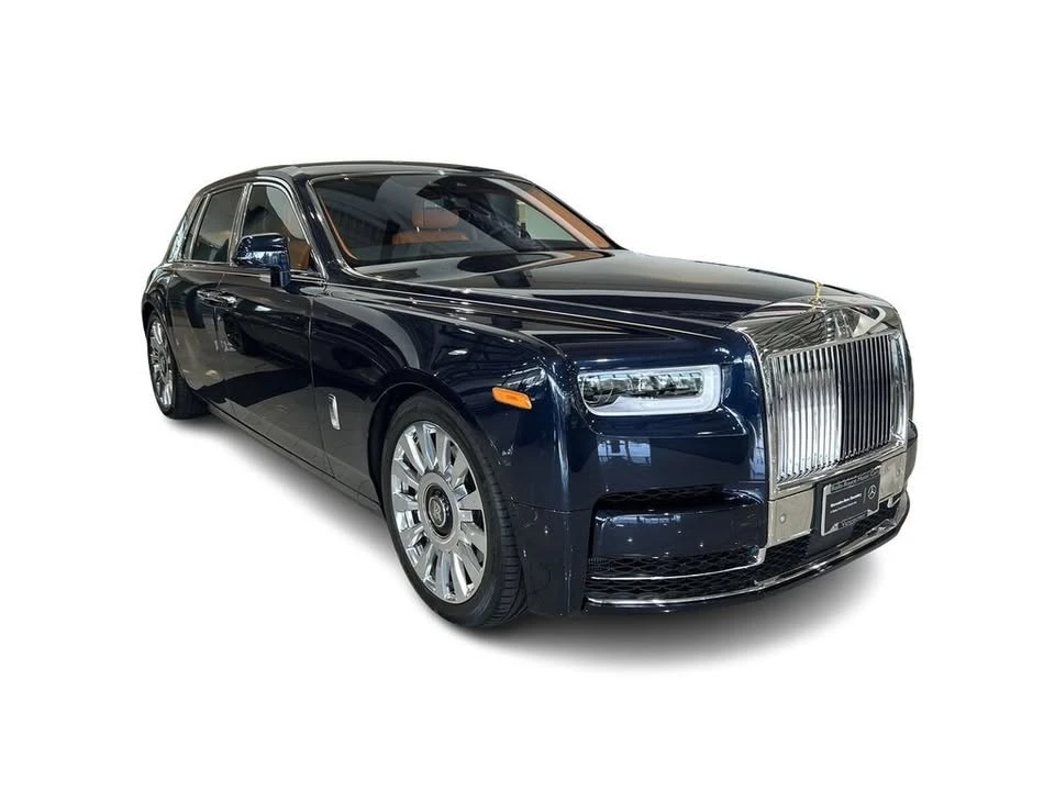 2022 Rolls-Royce Phantom VIII - Image 2 of 19