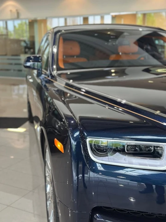 2022 Rolls-Royce Phantom VIII - Image 13 of 14