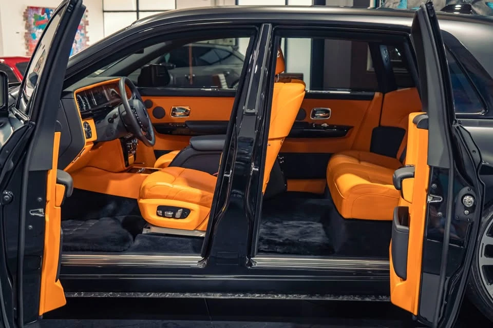 2022 Rolls-Royce Phantom VIII - Image 17 of 20