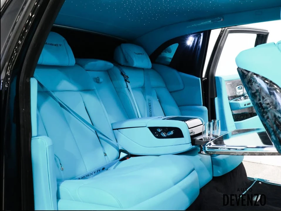 2022 Rolls-Royce Phantom VIII - Image 9 of 13