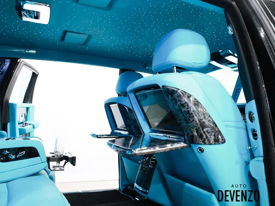 2022 Rolls-Royce Phantom VIII - Image 14 of 19