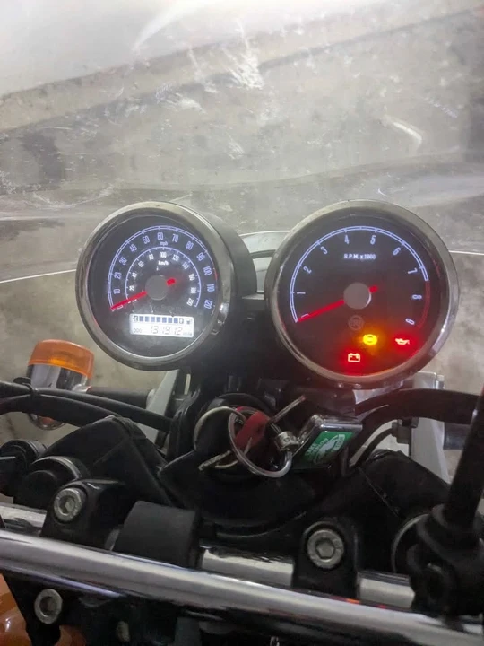 2022 Royal Enfield - Image 3 of 4
