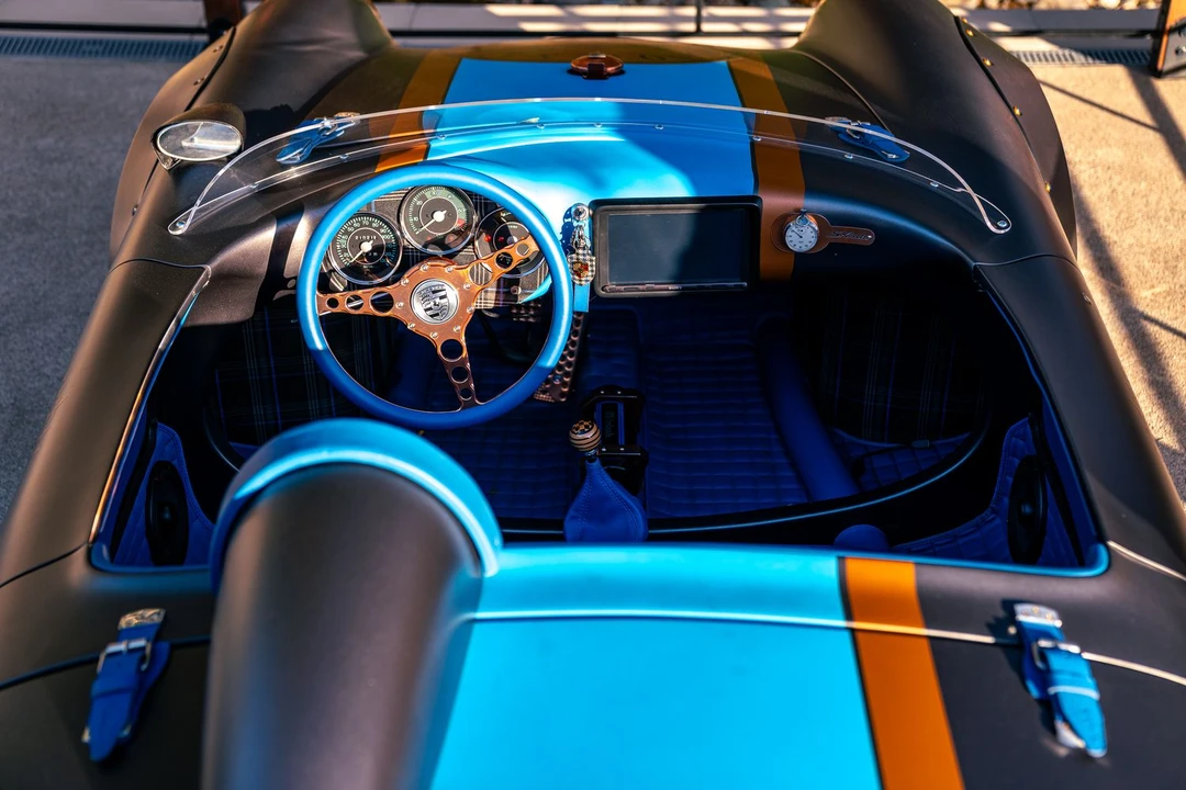 2022 Porsche 550 - Image 5 of 10