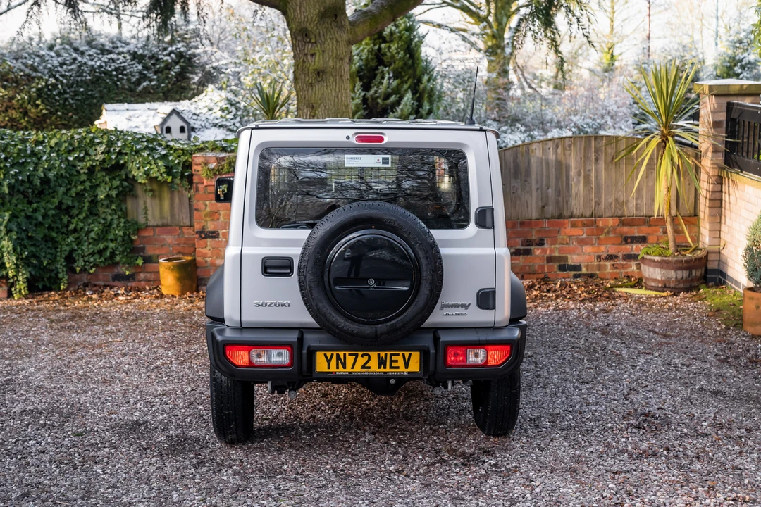 2022 Suzuki Jimny 4th Gen - Image 7 of 31