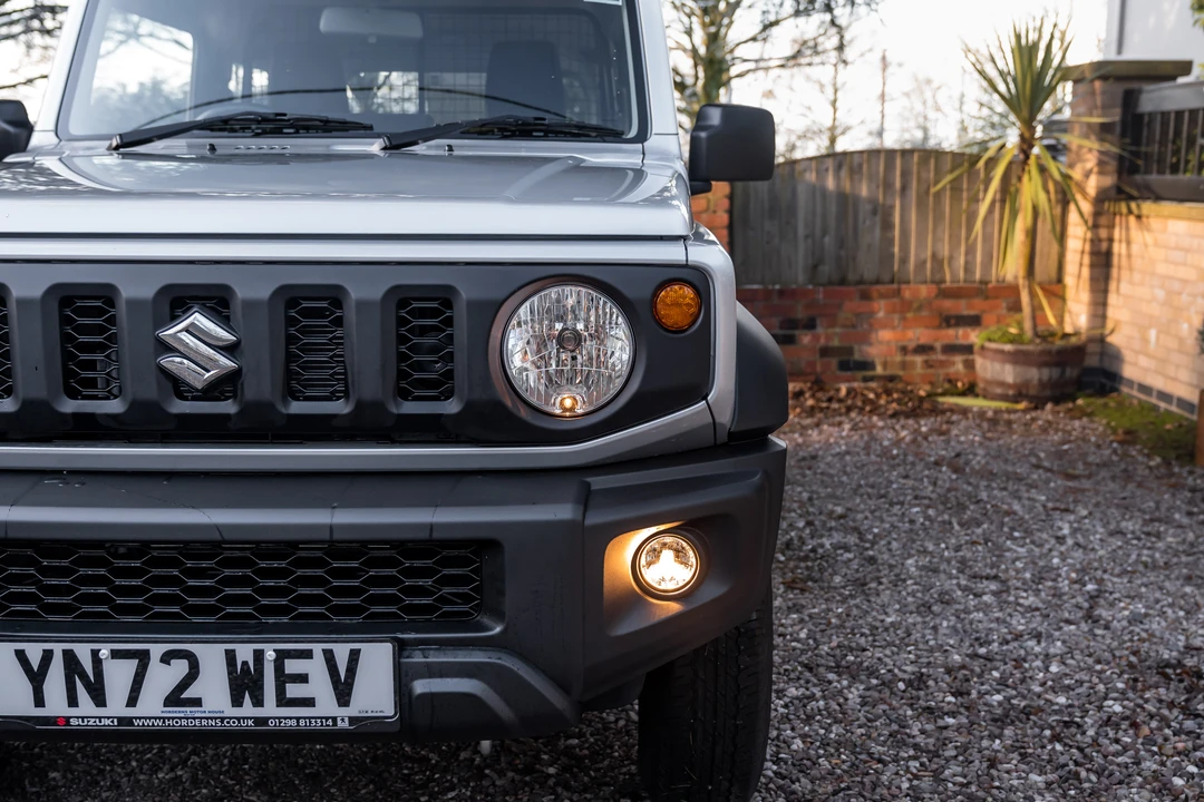 2022 Suzuki Jimny 4th Gen - Image 27 of 31