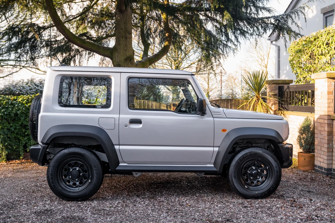 2022 Suzuki Jimny 4th Gen - Image 5 of 31