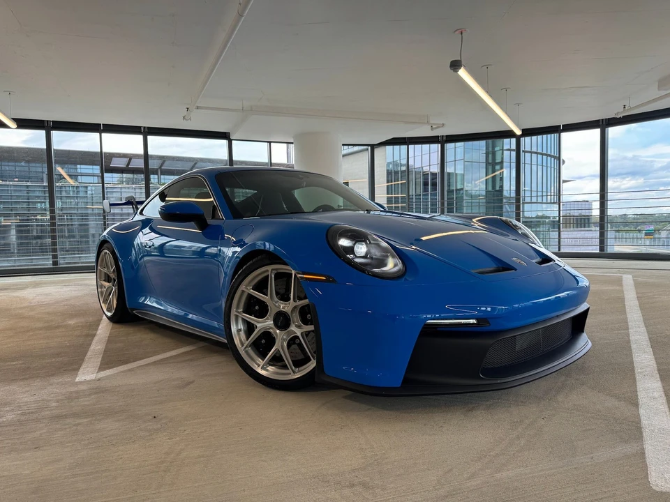 2022 Porsche 992 GT3 - Image 2 of 4