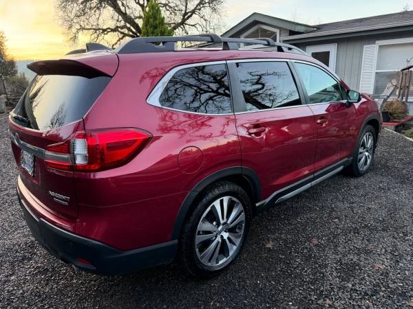 2022 Subaru - Image 2 of 8