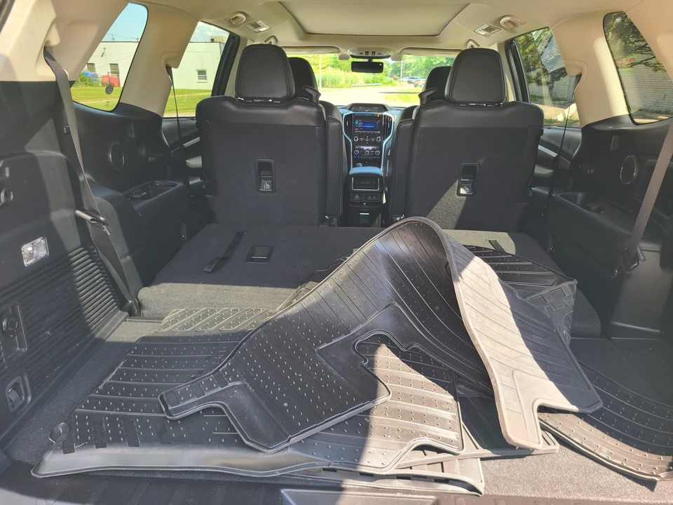 2022 Subaru - Image 13 of 28