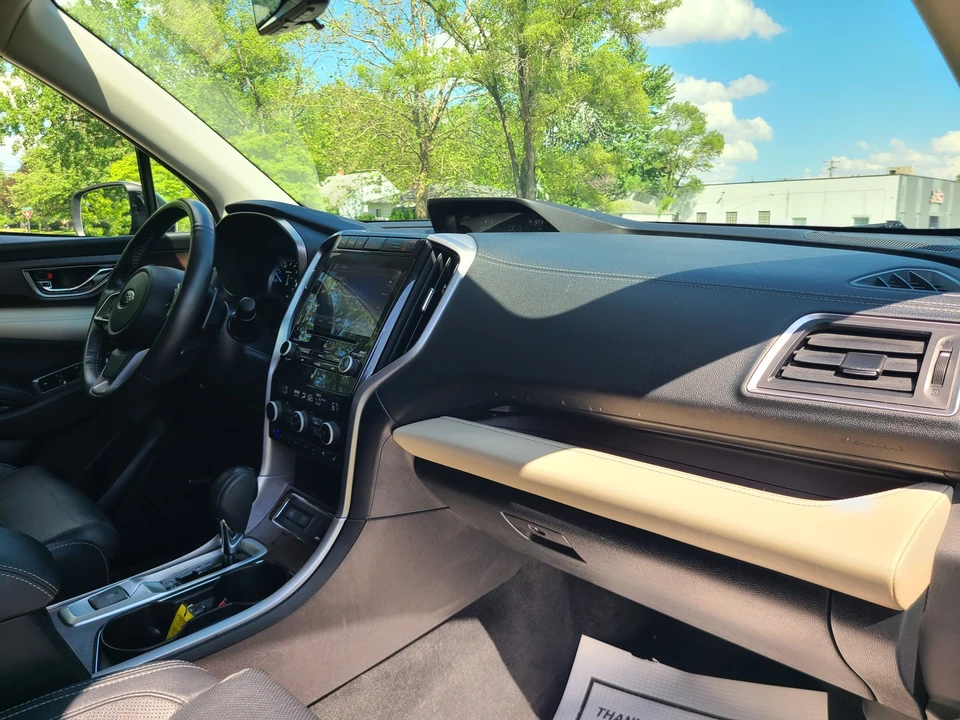 2022 Subaru - Image 18 of 28