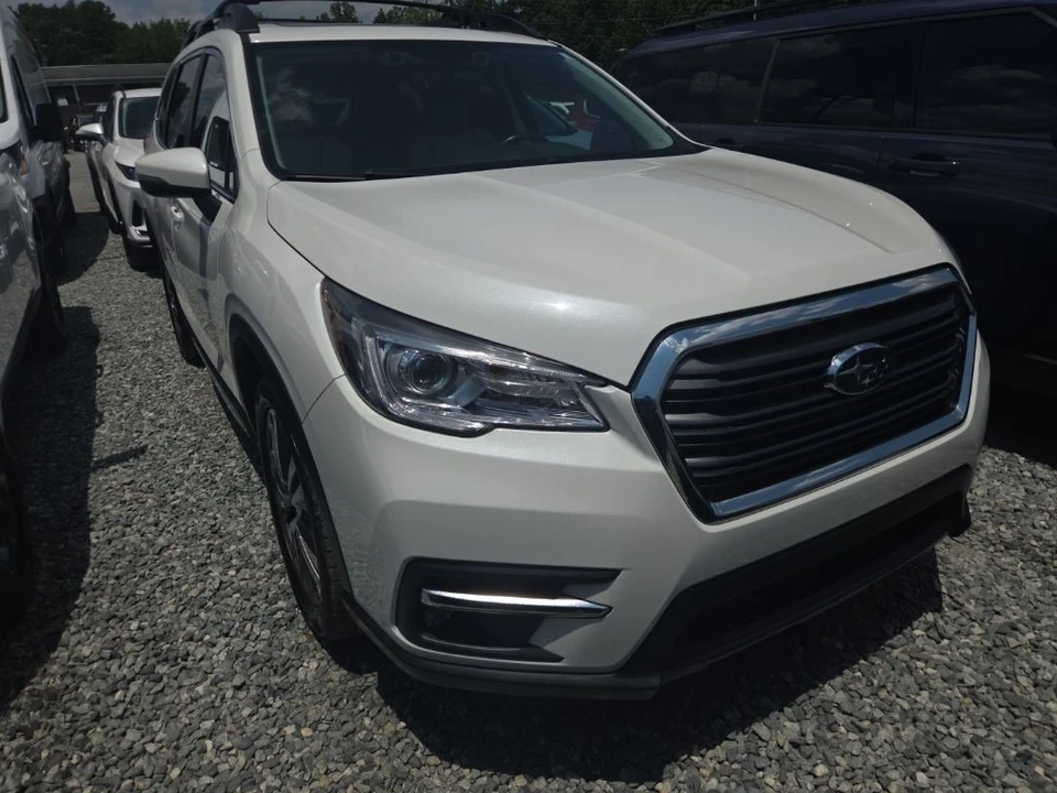 2022 Subaru - Image 2 of 5