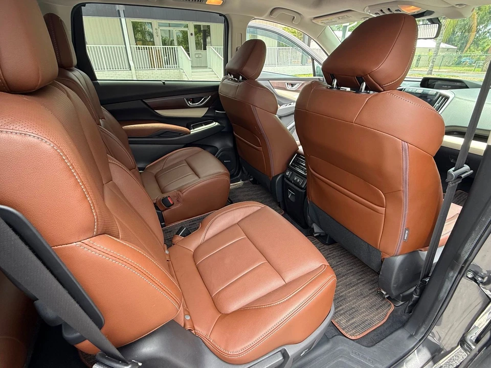 2022 Subaru - Image 8 of 12