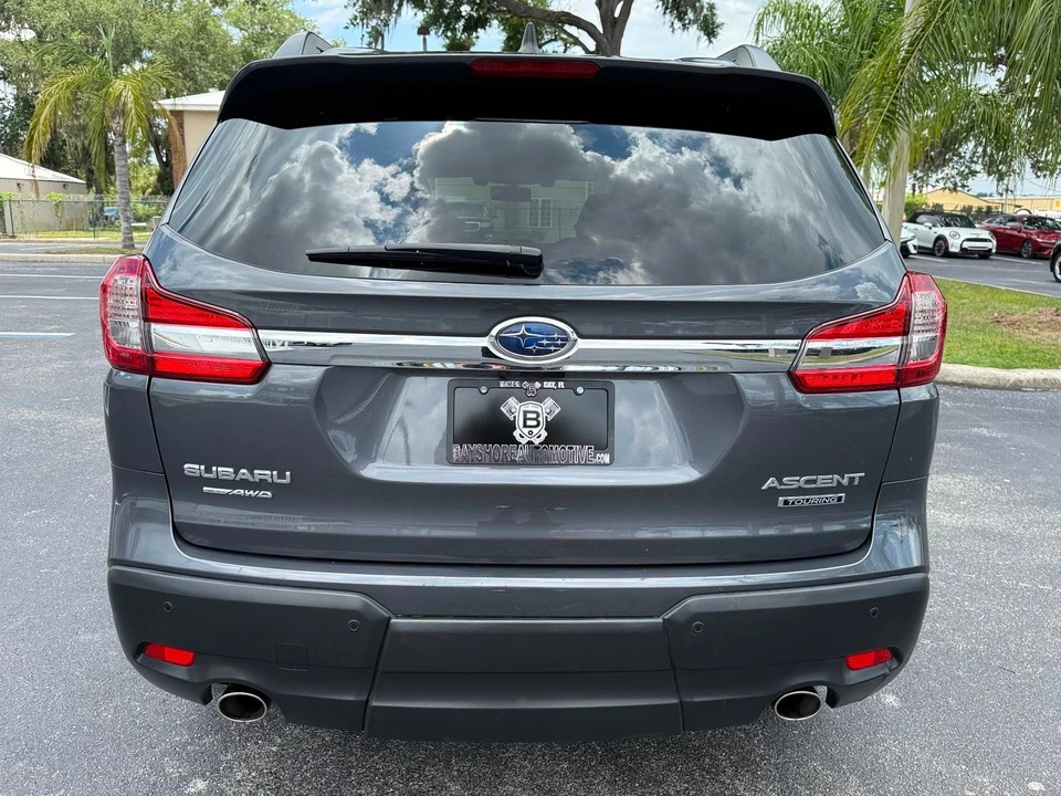 2022 Subaru - Image 11 of 12