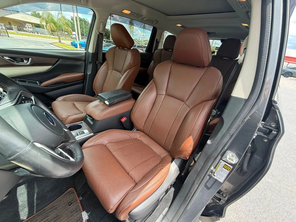 2022 Subaru - Image 10 of 12