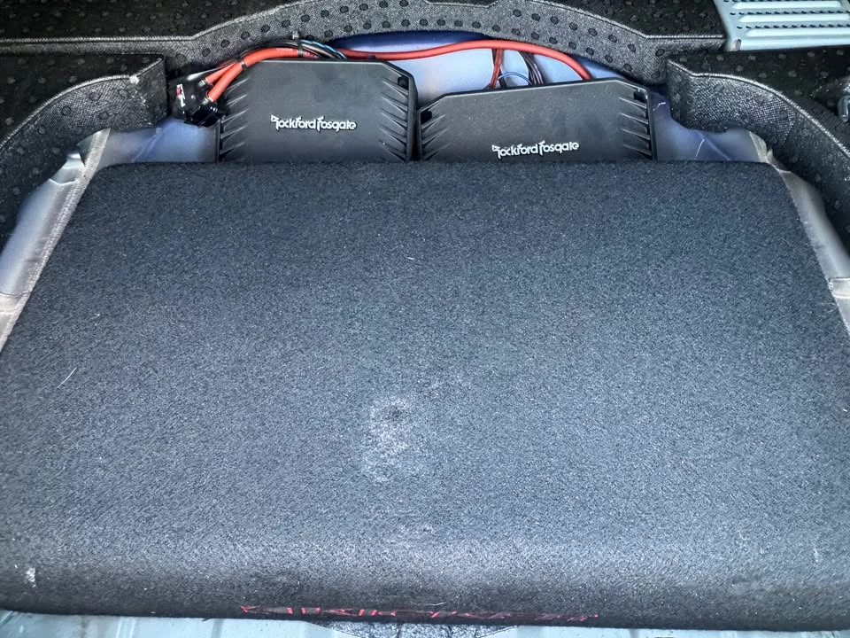 2022 Subaru - Image 8 of 11