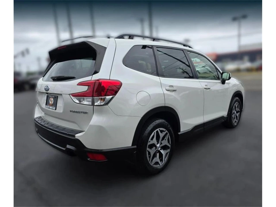 2022 Subaru Forester 5th Gen - Image 5 of 21