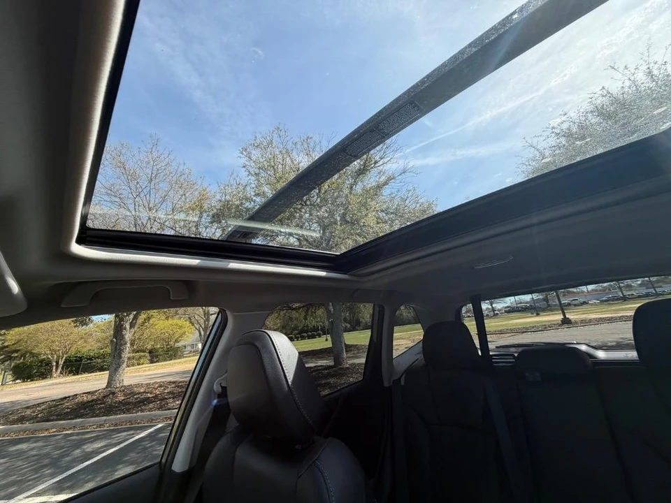 2022 Subaru Forester 5th Gen - Image 17 of 21