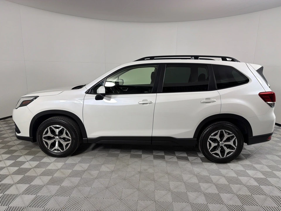 2022 Subaru Forester 5th Gen - Image 8 of 21