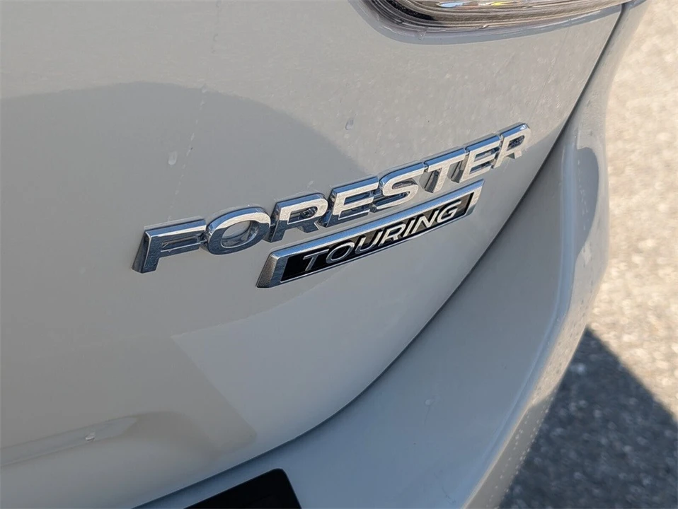2022 Subaru Forester 5th Gen - Image 17 of 21