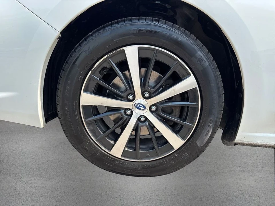 2022 Subaru Impreza 5th Gen - Image 11 of 12