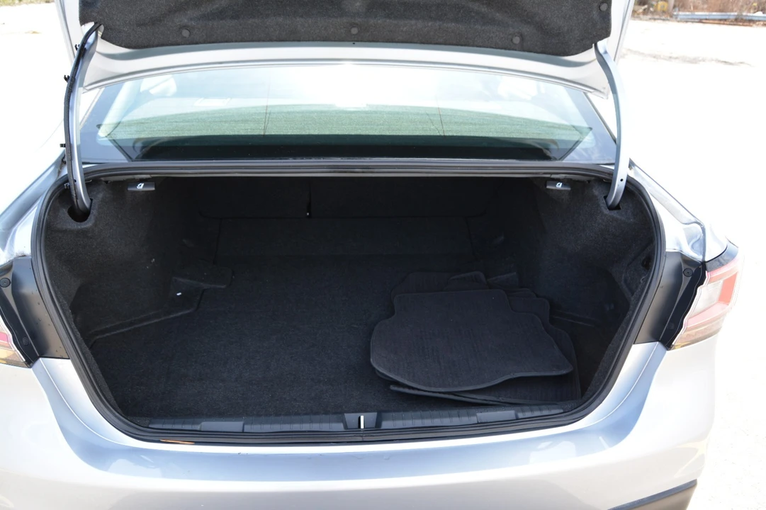 2022 Subaru Legacy 7th Gen - Image 16 of 23