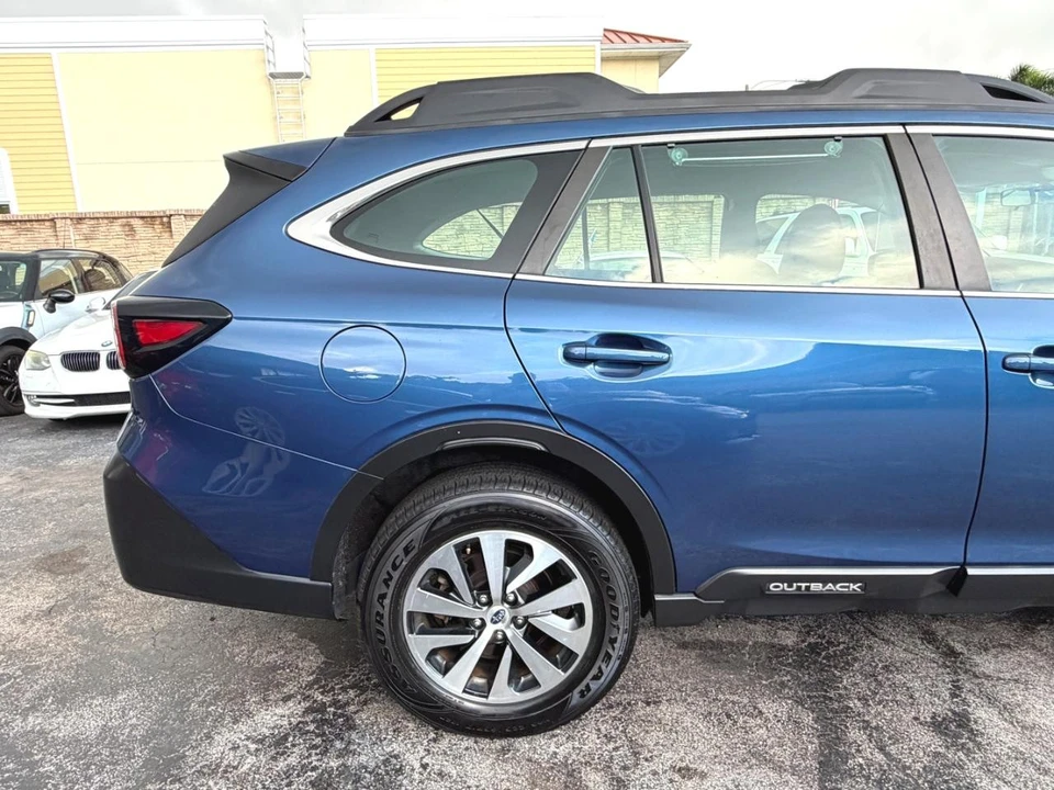 2022 Subaru Outback 6th Gen - Image 11 of 31