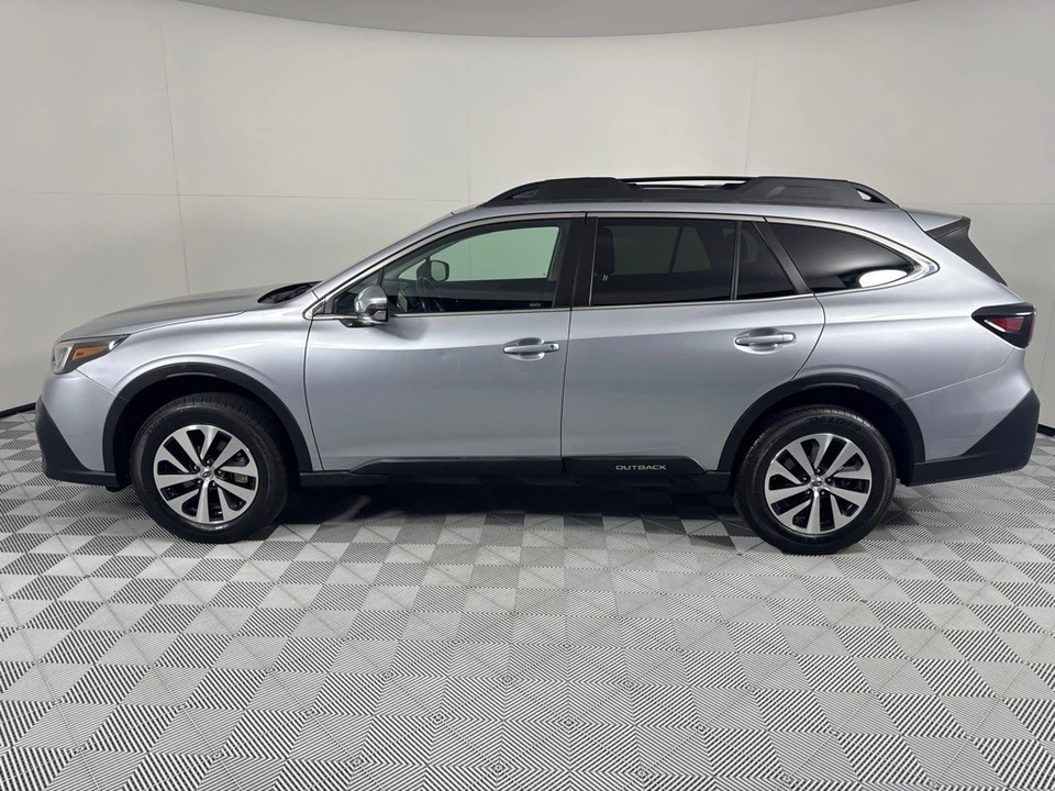 2022 Subaru Outback 6th Gen - Image 9 of 21