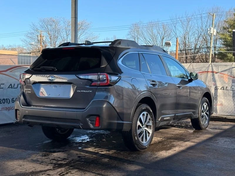2022 Subaru Outback 6th Gen - Image 9 of 12