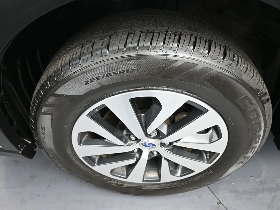 2022 Subaru Outback 6th Gen - Image 14 of 21