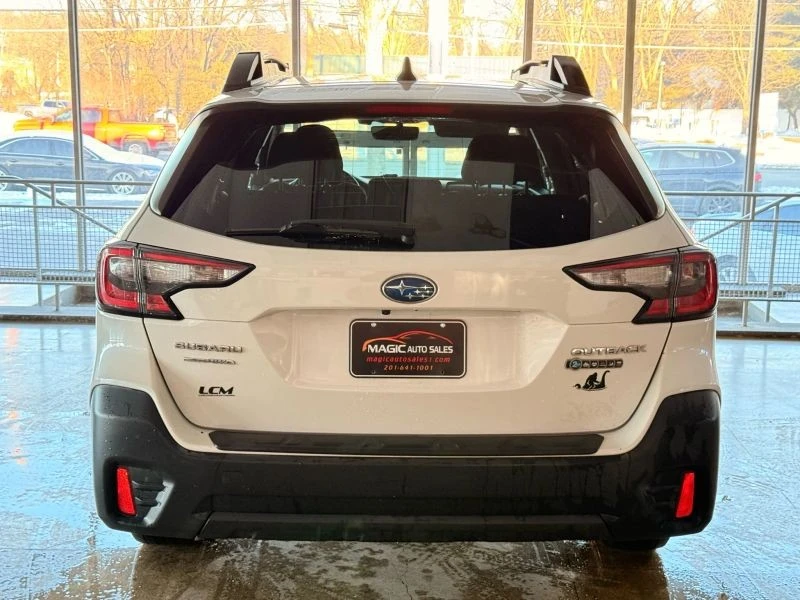 2022 Subaru Outback 6th Gen - Image 8 of 12