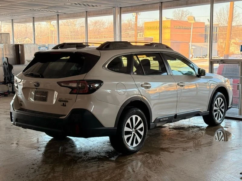2022 Subaru Outback 6th Gen - Image 7 of 12