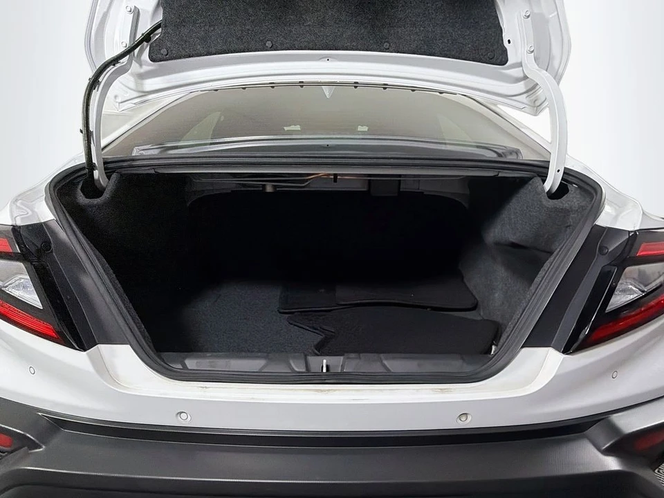 2022 Subaru Impreza WRX 5th Gen - Image 27 of 31