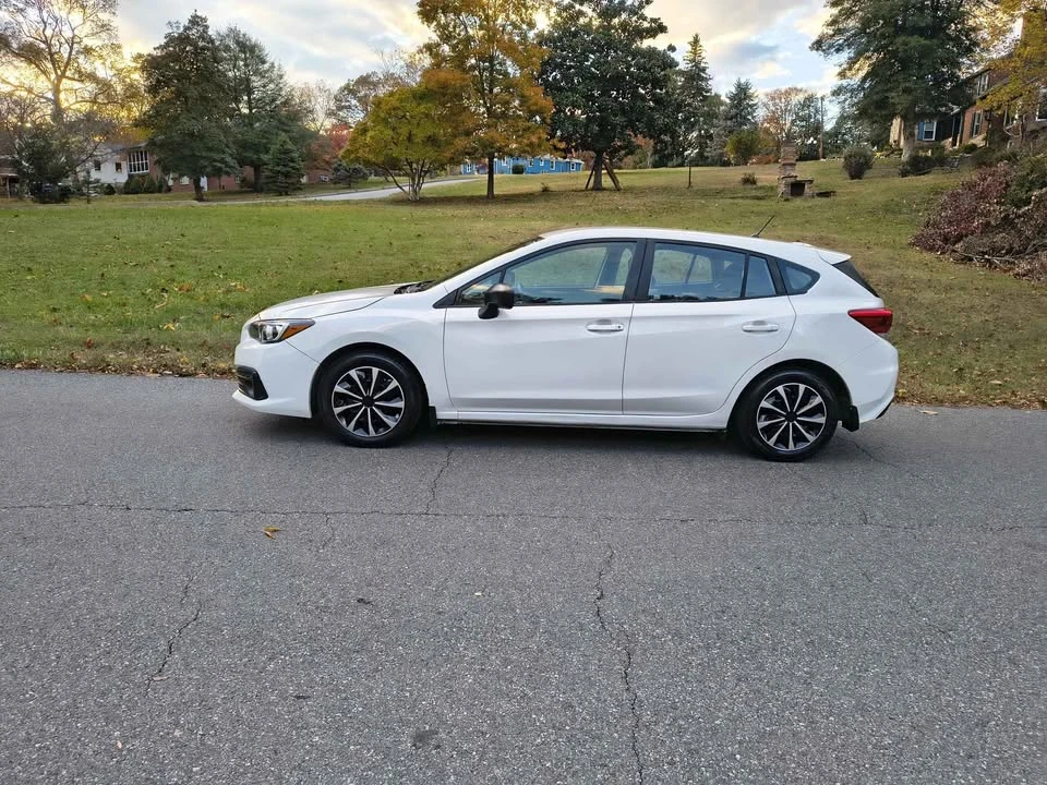 2022 Subaru Impreza 5th Gen - Image 16 of 18