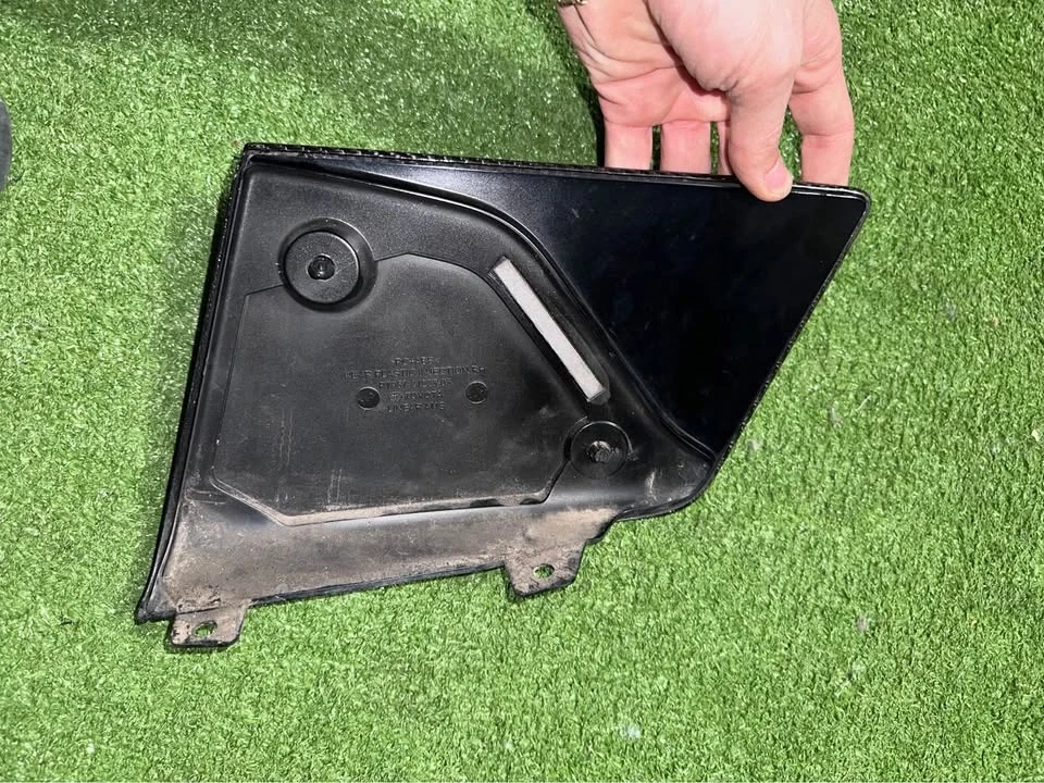 2022 Parts & Memorabilia Bodywork - Image 6 of 6