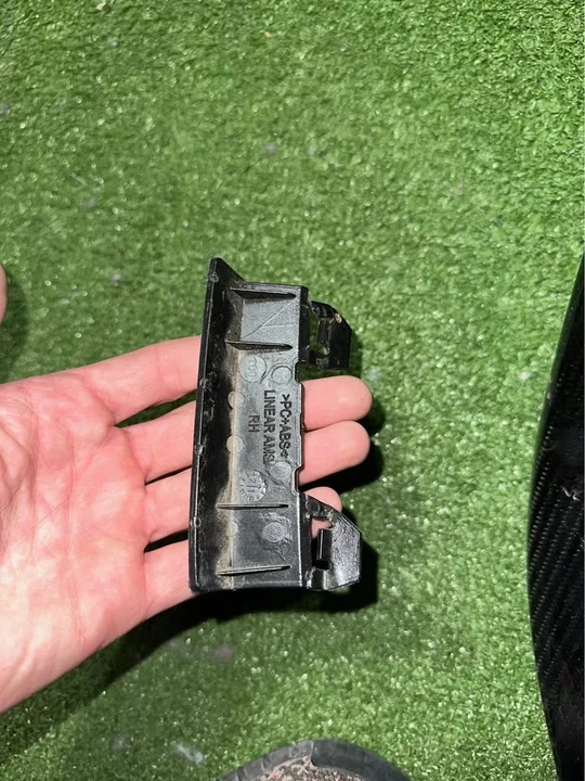 2022 Parts & Memorabilia Bodywork - Image 3 of 6