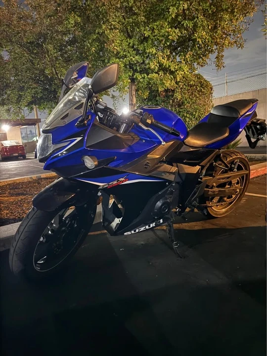 2022 Suzuki GSX-R - Image 2 of 4