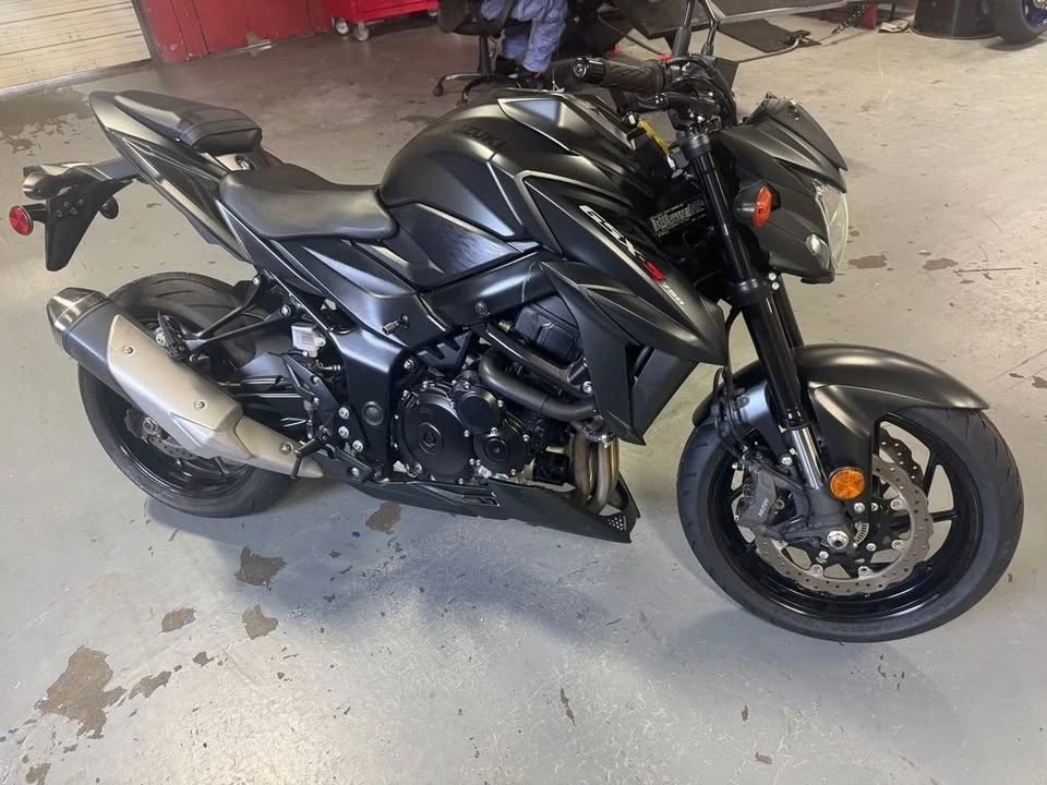 2022 Suzuki GSX - Image 3 of 5