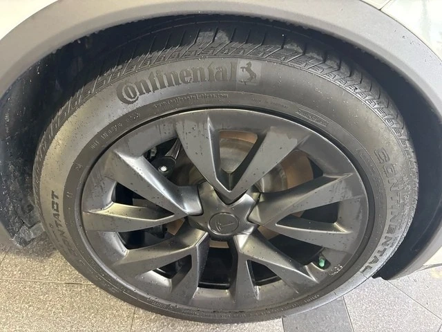 2022 Tesla Model X - Image 21 of 21