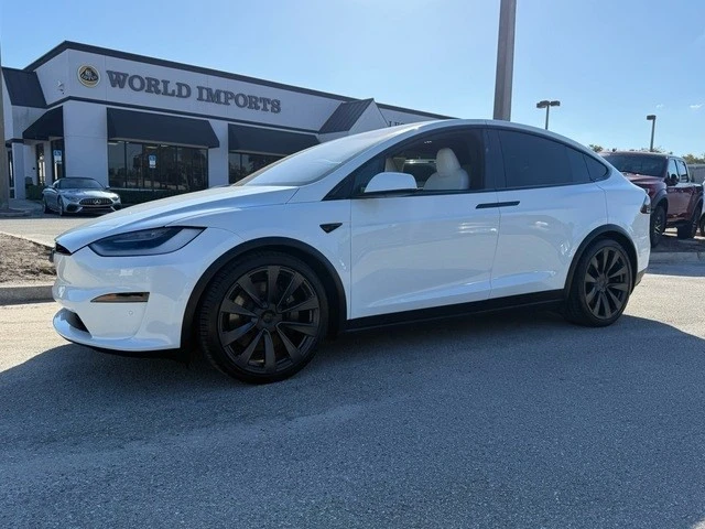 2022 Tesla Model X - Image 8 of 12