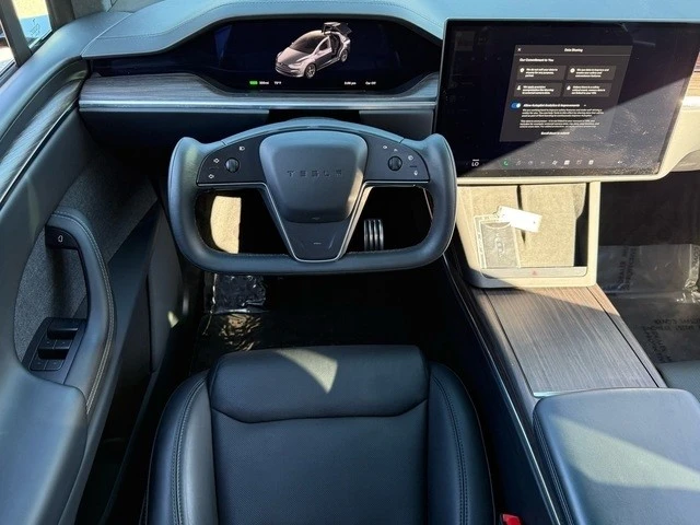 2022 Tesla Model X - Image 13 of 21