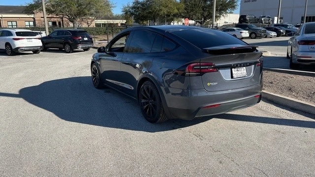 2022 Tesla Model X - Image 3 of 3