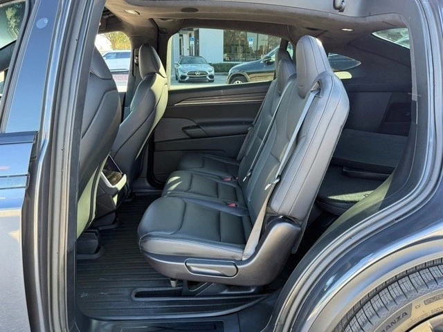 2022 Tesla Model X - Image 12 of 12
