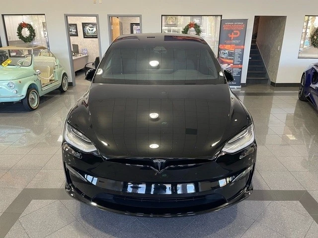 2022 Tesla Model X Plaid - Image 9 of 12