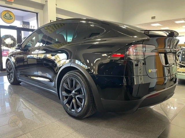 2022 Tesla Model X Plaid - Image 3 of 12